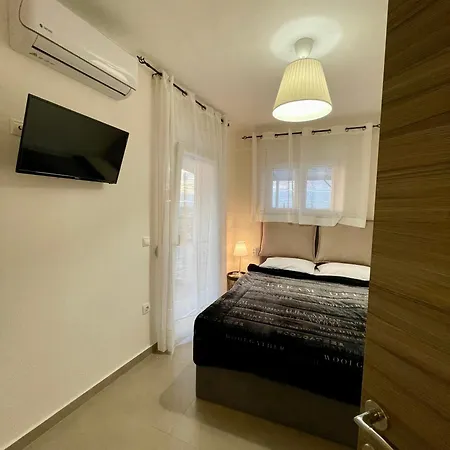 180° Rooftop View *