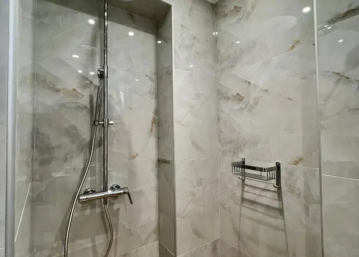 Apartment 180° Rooftop View *