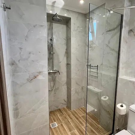 180° Rooftop View Lägenhet