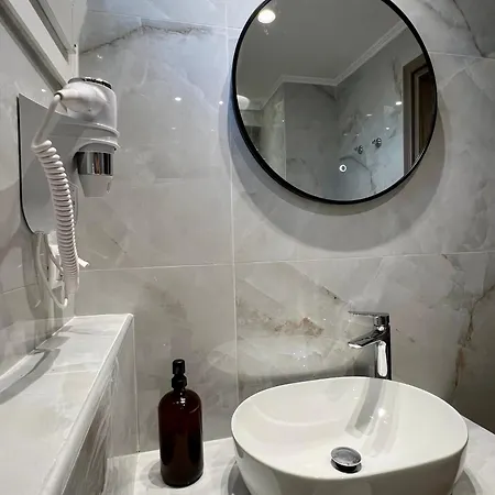 180° Rooftop View 테살로니키