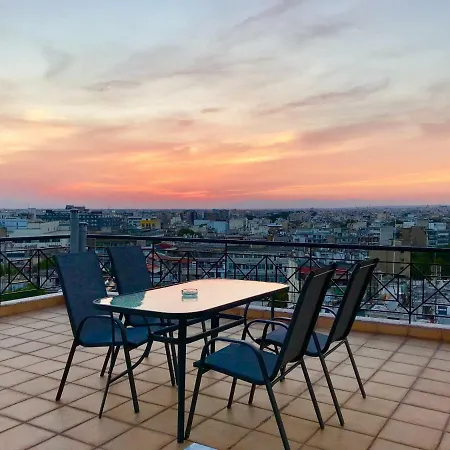 Apartment 180° Rooftop View