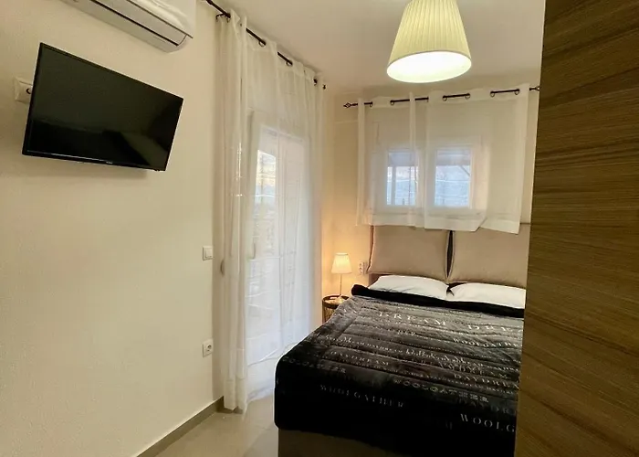 180° Rooftop View *