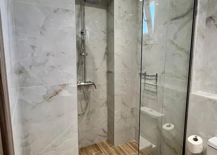 180° Rooftop View アパート