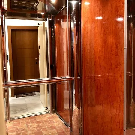 180° Rooftop View Apartman *